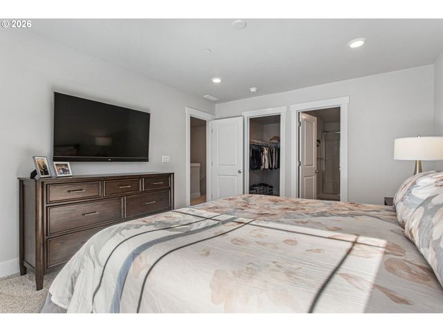 16815 Sw COLORADO Ln, Portland, OR 97224