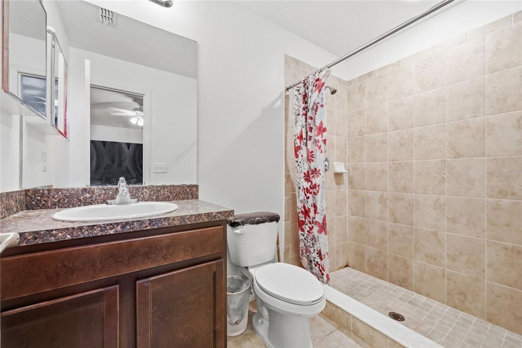 Image 13 of property listing at 3640 GRUBBS STREET, Mount Dora, FL 32757