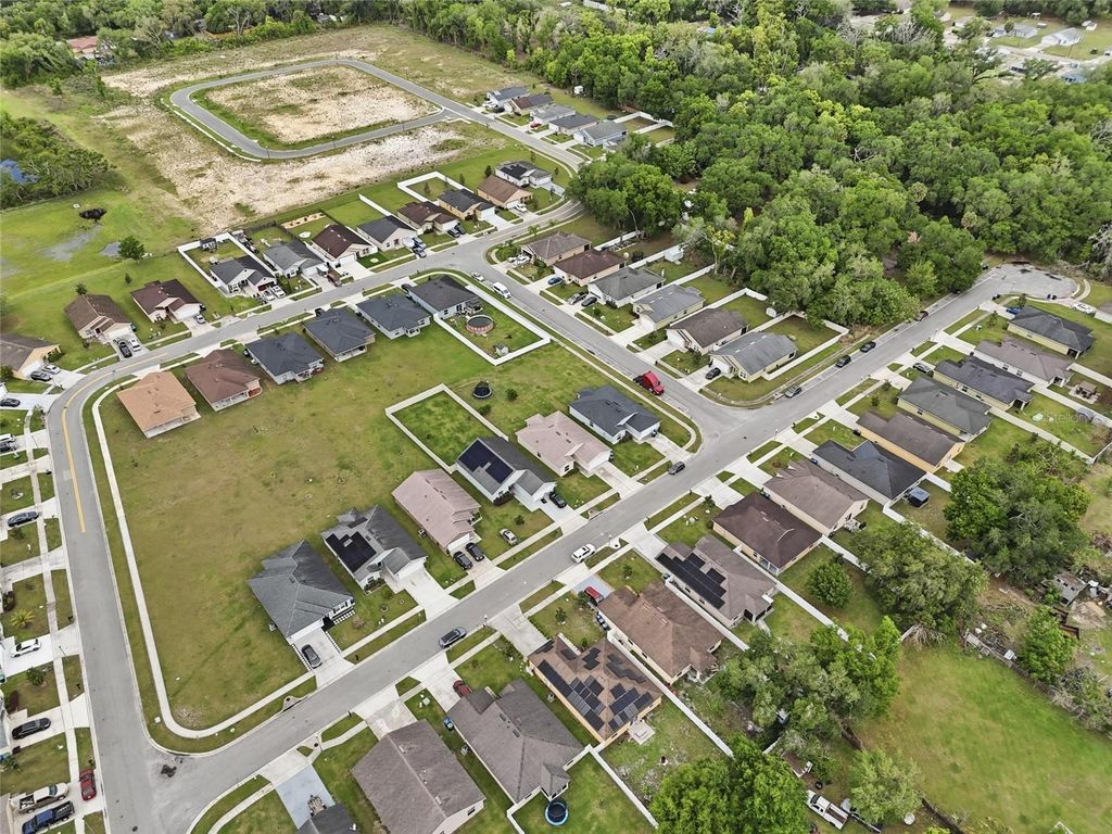 Image 20 of property listing at 3640 GRUBBS STREET, Mount Dora, FL 32757