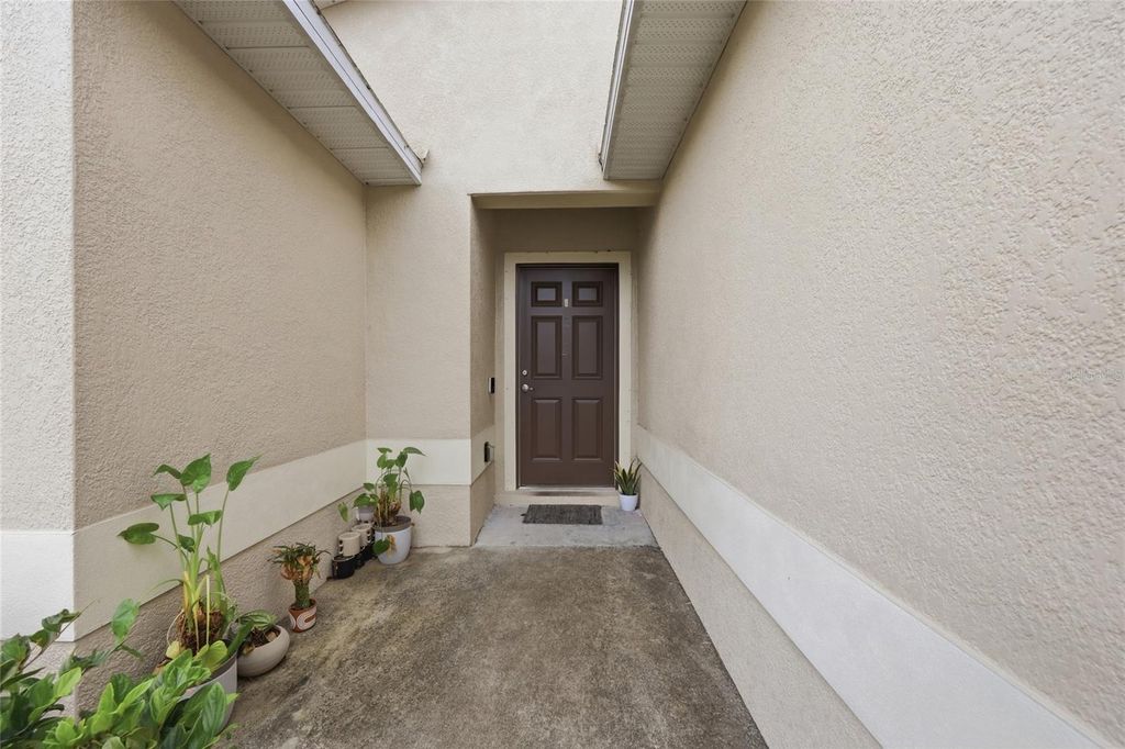 Image 7 of property listing at 3640 GRUBBS STREET, Mount Dora, FL 32757