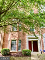 2627 EASTBOURNE DR #287, Woodbridge, VA 22191
