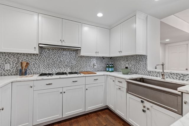 172 Beacon St 3, Boston, MA 02116
