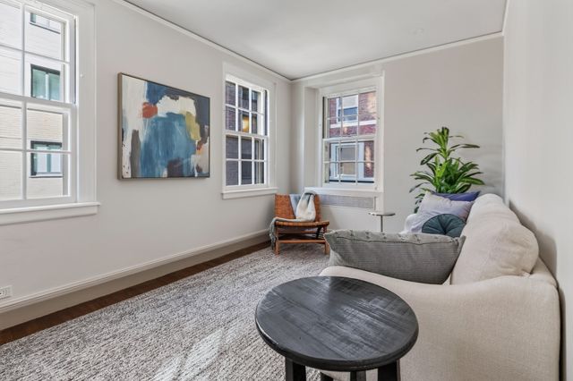 172 Beacon St 3, Boston, MA 02116