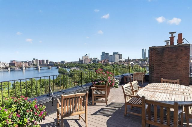 172 Beacon St 3, Boston, MA 02116