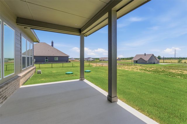 114 Hillview Trail, Decatur, TX 76234