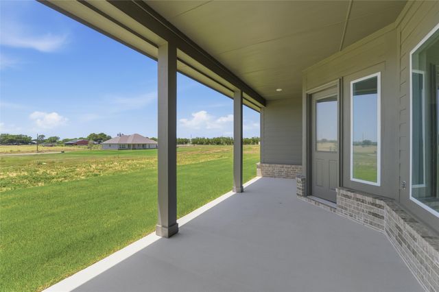 114 Hillview Trail, Decatur, TX 76234