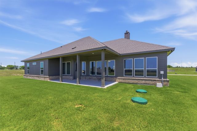 114 Hillview Trail, Decatur, TX 76234