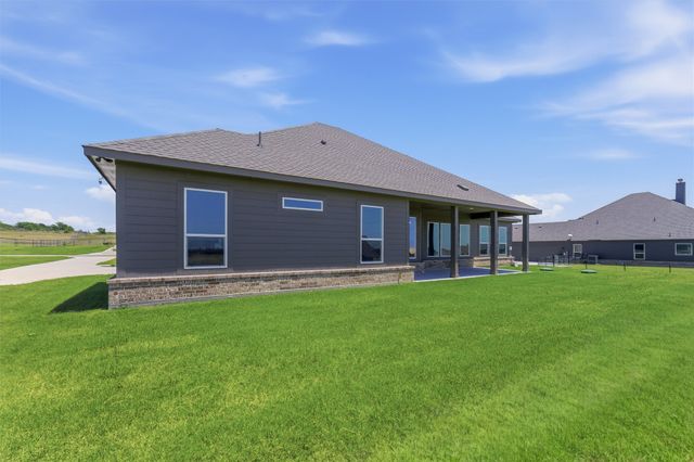 114 Hillview Trail, Decatur, TX 76234