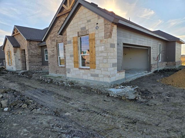 114 Hillview Trail, Decatur, TX 76234