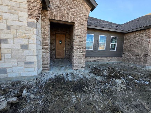 114 Hillview Trail, Decatur, TX 76234