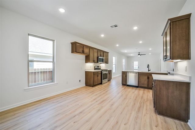 40635 Mostyn Lake Drive, Magnolia, TX 77354
