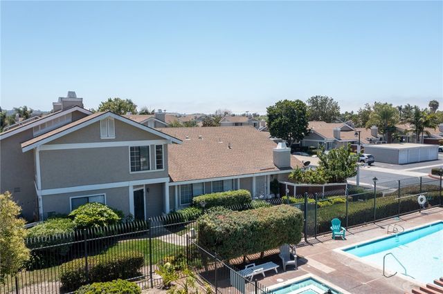 274 Riverview Way, Oceanside, CA 92057