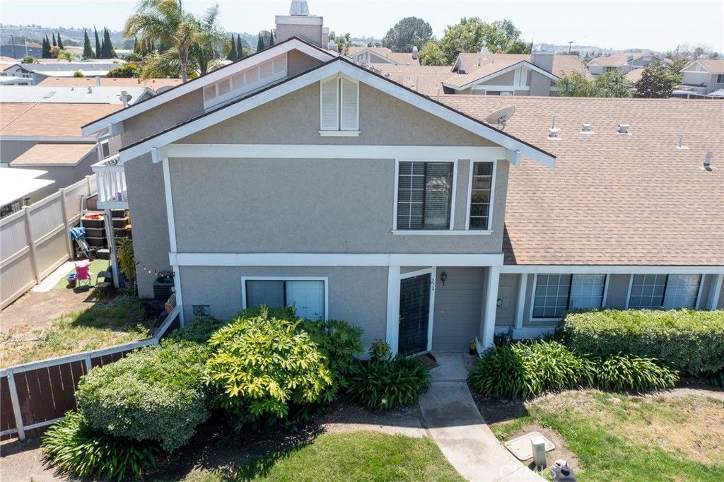 274 Riverview Way, Oceanside, CA 92057