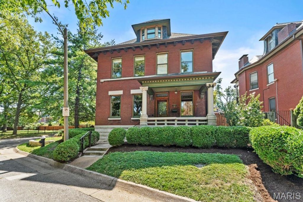 3248 Copelin Avenue, St Louis, MO 63104