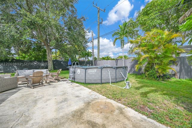 9359 Dominican Dr, Cutler Bay, FL 33189