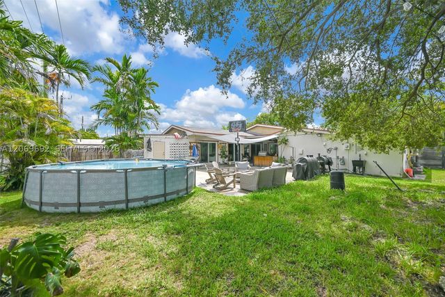 9359 Dominican Dr, Cutler Bay, FL 33189