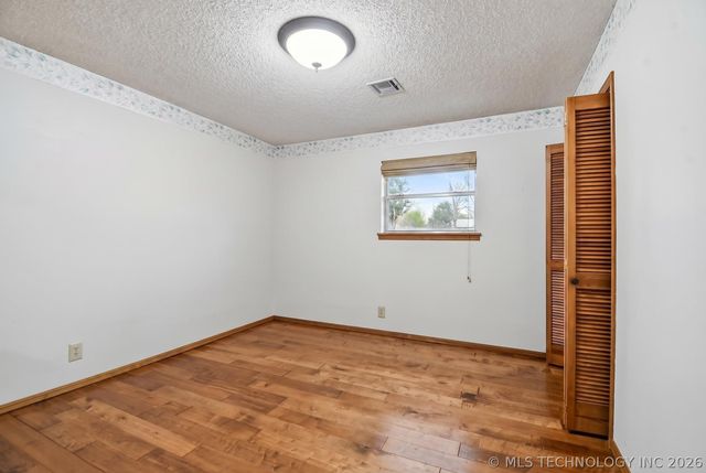401 Moore Lane, Dewey, OK 74029