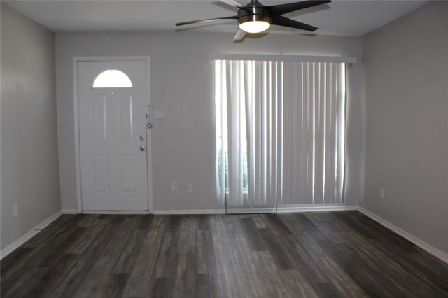 10500 Lake June Road I07, Dallas, TX 75217