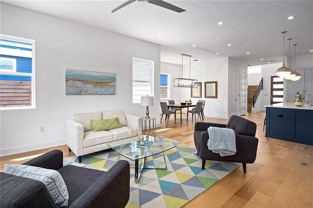 6321 Keegans DR, Austin, TX 78724