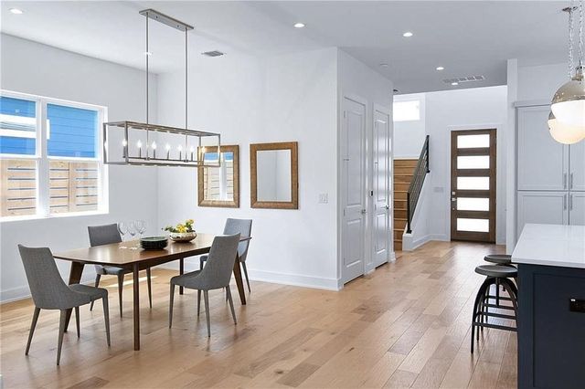 6321 Keegans DR, Austin, TX 78724