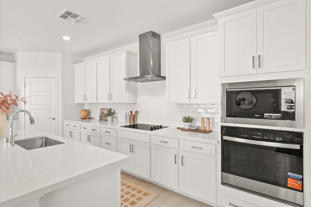 1505 Speckled Dace Way, Sacramento, CA 95832