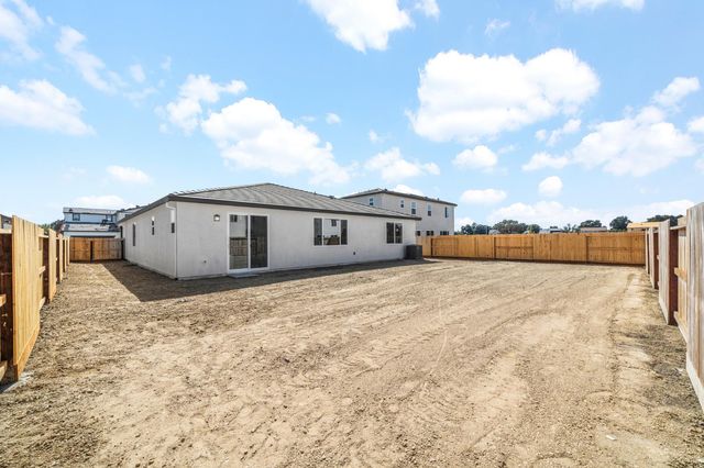 1505 Speckled Dace Way, Sacramento, CA 95832