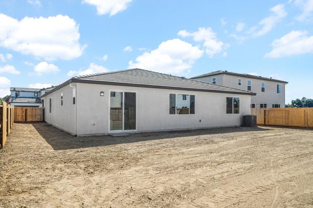 1505 Speckled Dace Way, Sacramento, CA 95832
