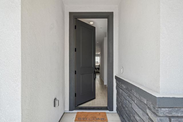 1505 Speckled Dace Way, Sacramento, CA 95832