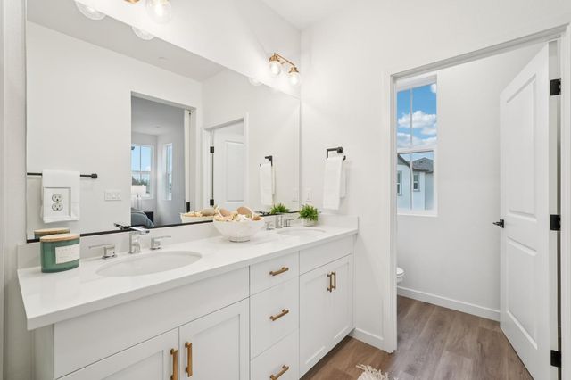 6419 Jacinto Ave, Sacramento, CA 95823