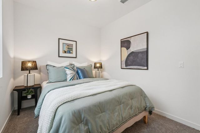 6419 Jacinto Ave, Sacramento, CA 95823