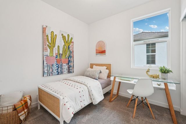 6419 Jacinto Ave, Sacramento, CA 95823