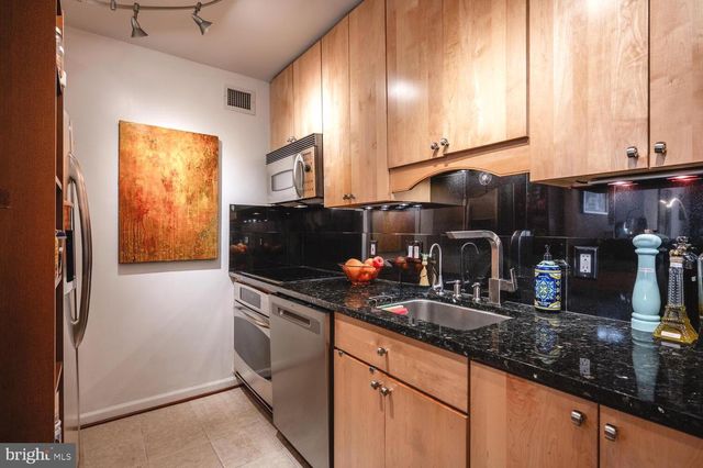 2555 Pennsylvania Ave NW Apt 217, Washington, DC 20037