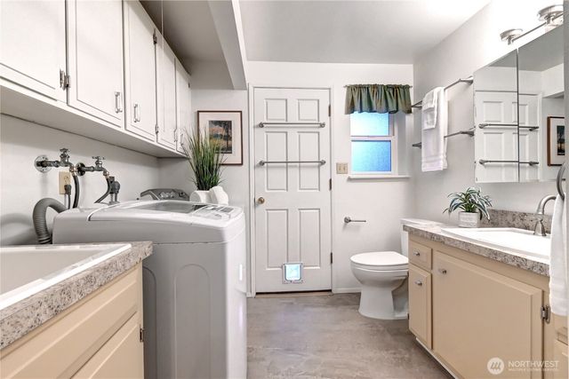 9425 NE 181st Lane, Bothell, WA 98011