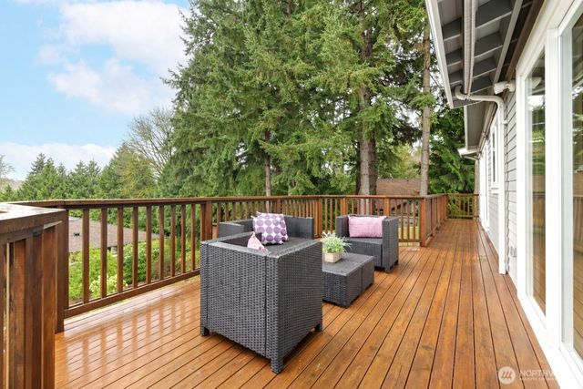 9425 NE 181st Lane, Bothell, WA 98011