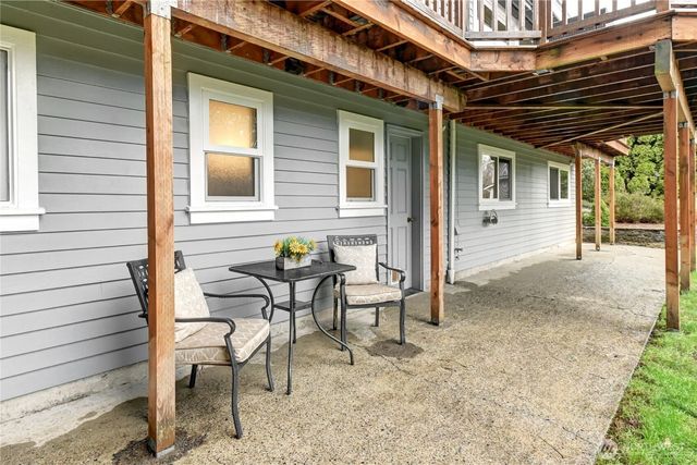 9425 NE 181st Lane, Bothell, WA 98011