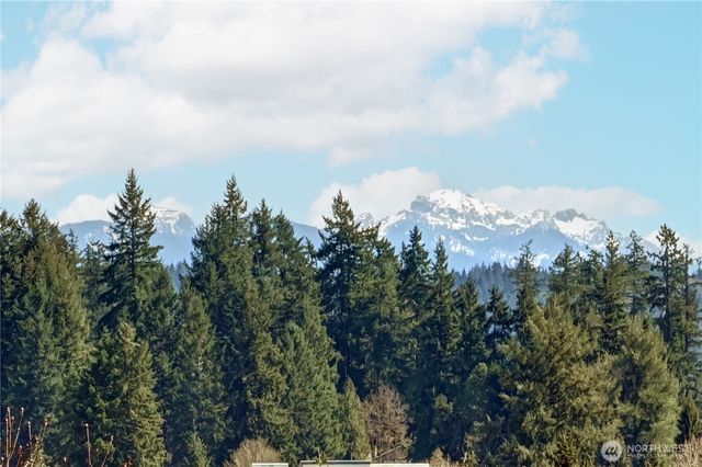 9425 NE 181st Lane, Bothell, WA 98011