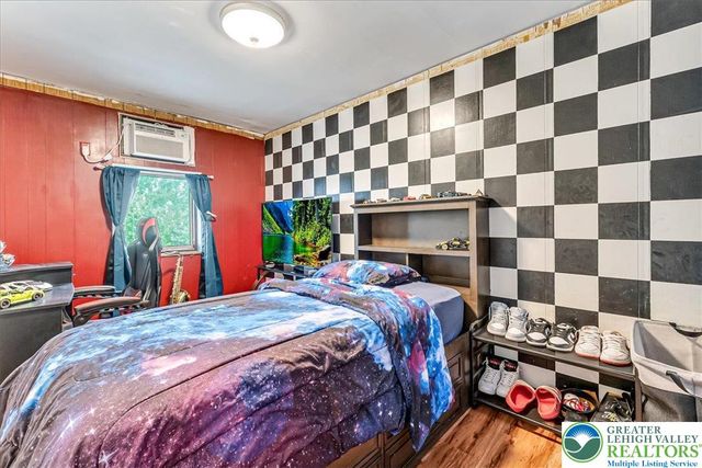 2007 South Delaware Street, Allentown City, PA 18103