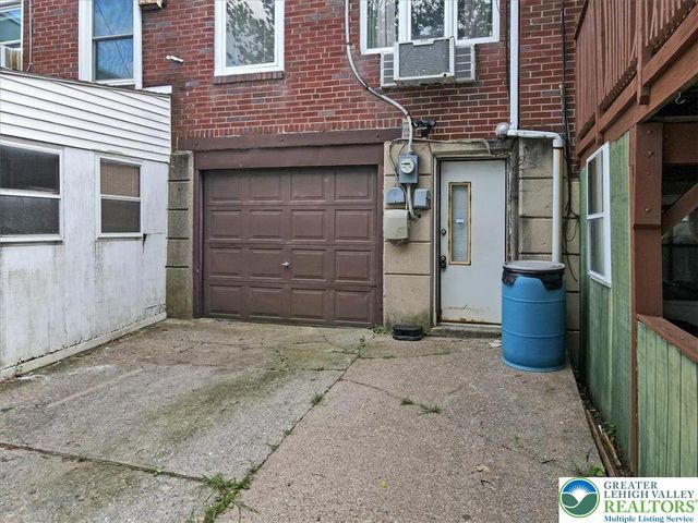 2007 South Delaware Street, Allentown City, PA 18103
