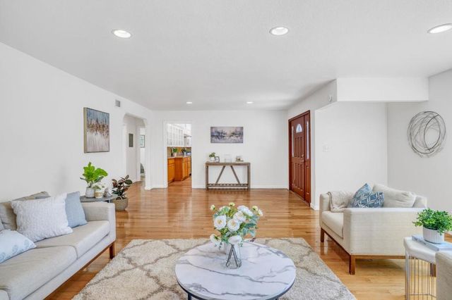 16141 Alum Rock Avenue, San Jose, CA 95127