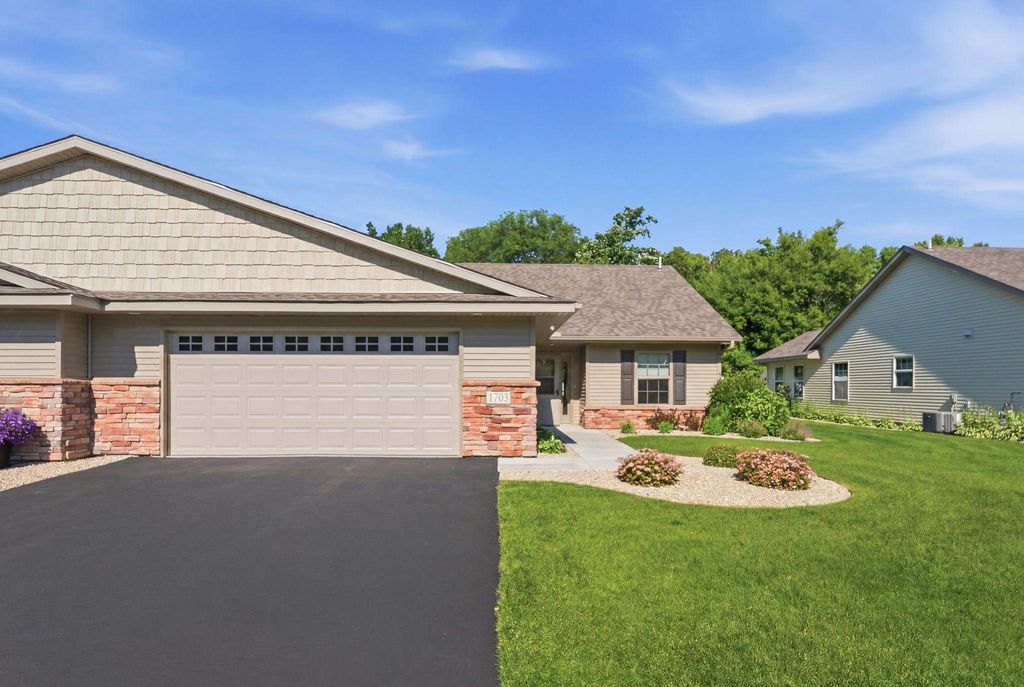 1703 8th Avenue N, Princeton, MN 55371 — exterior