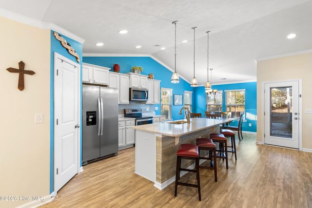 925 Harwick Court SW, Ocean Isle Beach, NC 28469