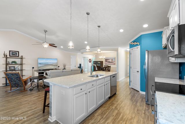 925 Harwick Court SW, Ocean Isle Beach, NC 28469