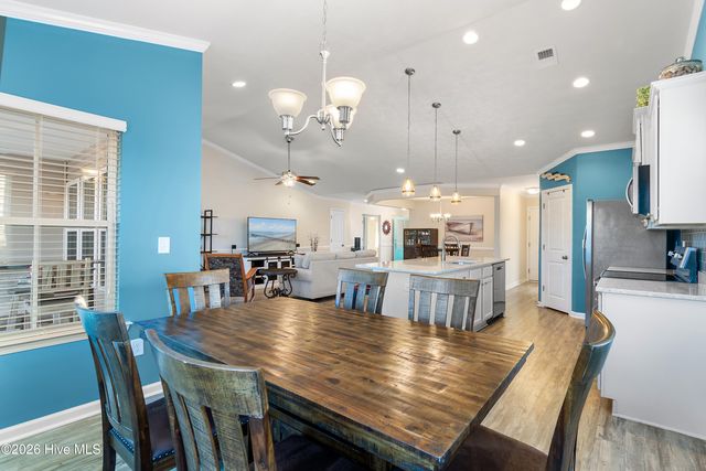 925 Harwick Court SW, Ocean Isle Beach, NC 28469