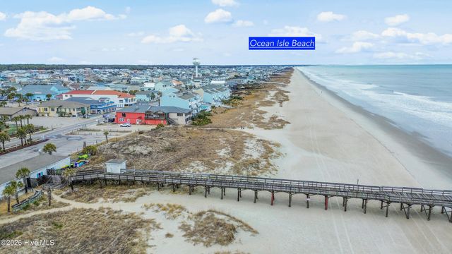 925 Harwick Court SW, Ocean Isle Beach, NC 28469