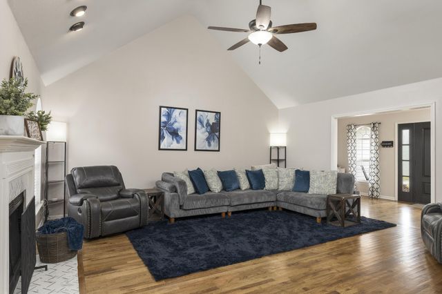 8885 River Cove Drive, Harrison, TN 37341