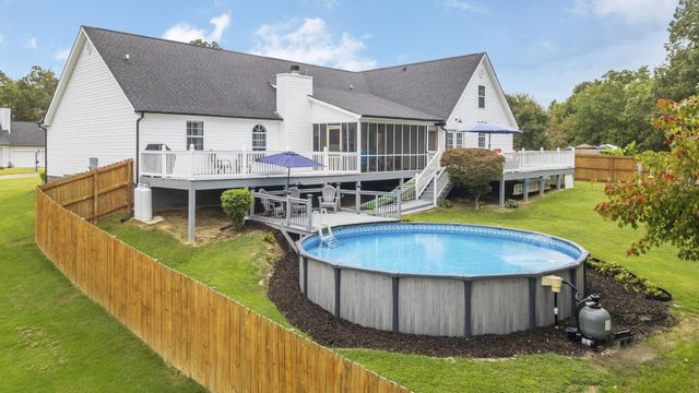 8885 River Cove Drive, Harrison, TN 37341