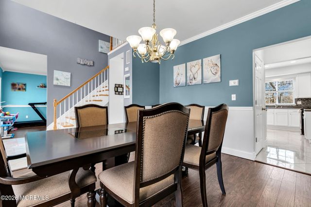 10 Brittany Drive, Bayville, NJ 08721