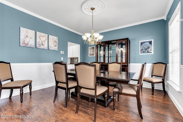10 Brittany Drive, Bayville, NJ 08721