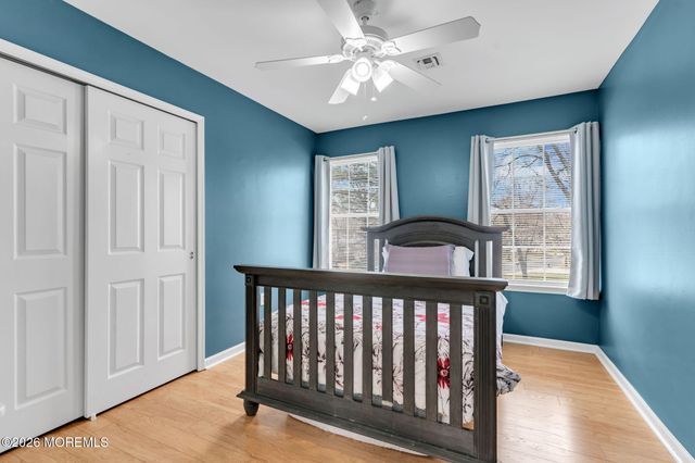 10 Brittany Drive, Bayville, NJ 08721