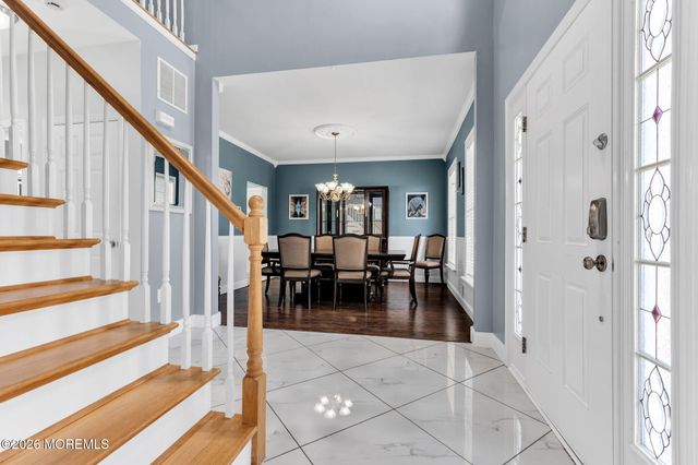 10 Brittany Drive, Bayville, NJ 08721
